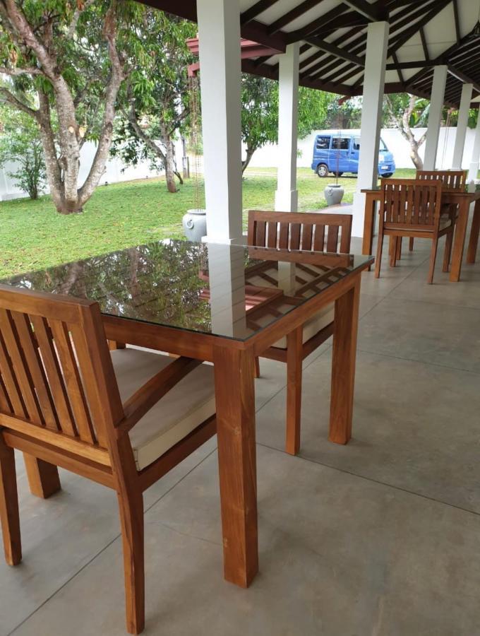 Villa Hummingbird Leisure Villa-anuradhapura *